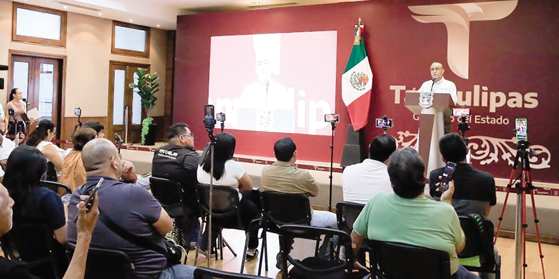 Conferencia de prensa de la Consejería Jurídica del estado, ayer.