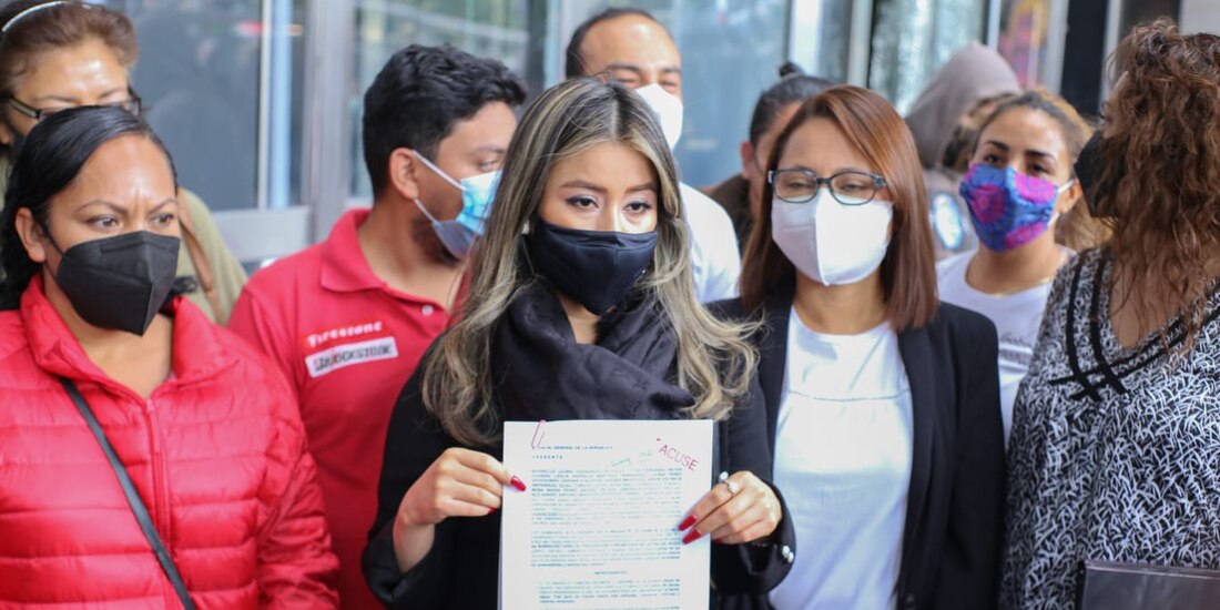 Familiares de niños con cáncer presentan la denuncia contra Hugo López-Gatell.