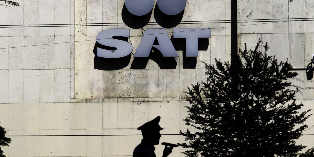 SAT embarga mercancía por 2 mmdp