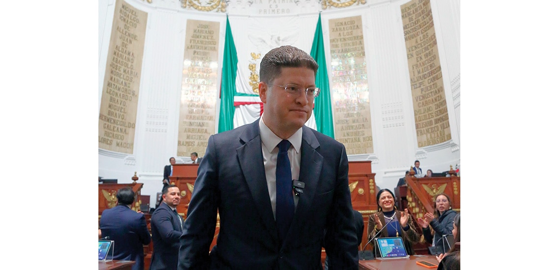 PABLO Vázquez, en el Congreso capitalino