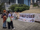 Fichas de búsqueda colocadas sobre Paseo de Reforma