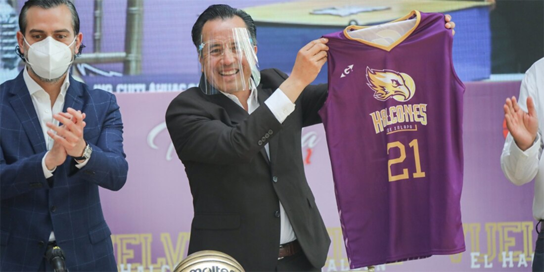 Cuitláhuac García, gobernador del estado de Veracruz.