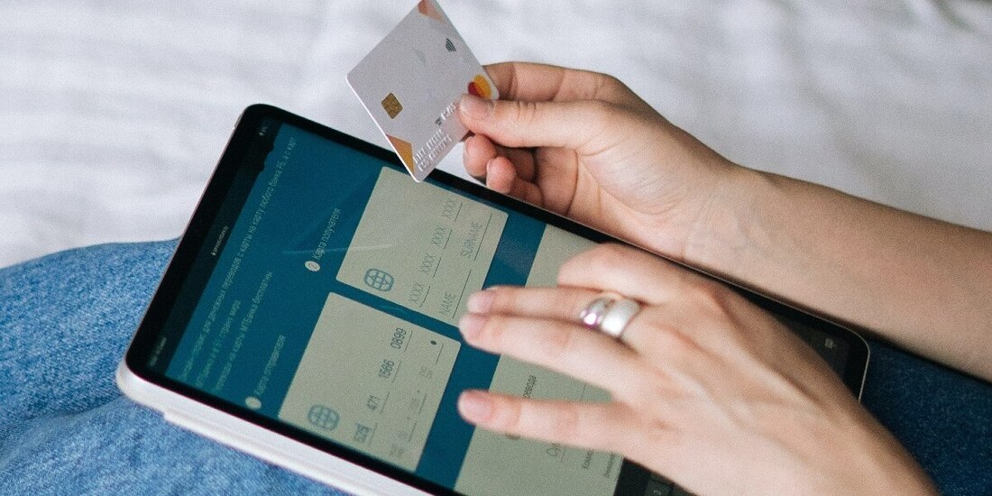 Transferencias bancarias.