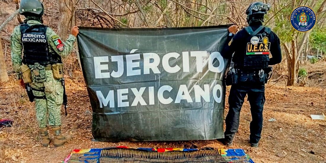 Elementos de seguridad durante el operativo.