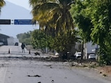 Explota presunto coche bomba en Escuinapa, Sinaloa.