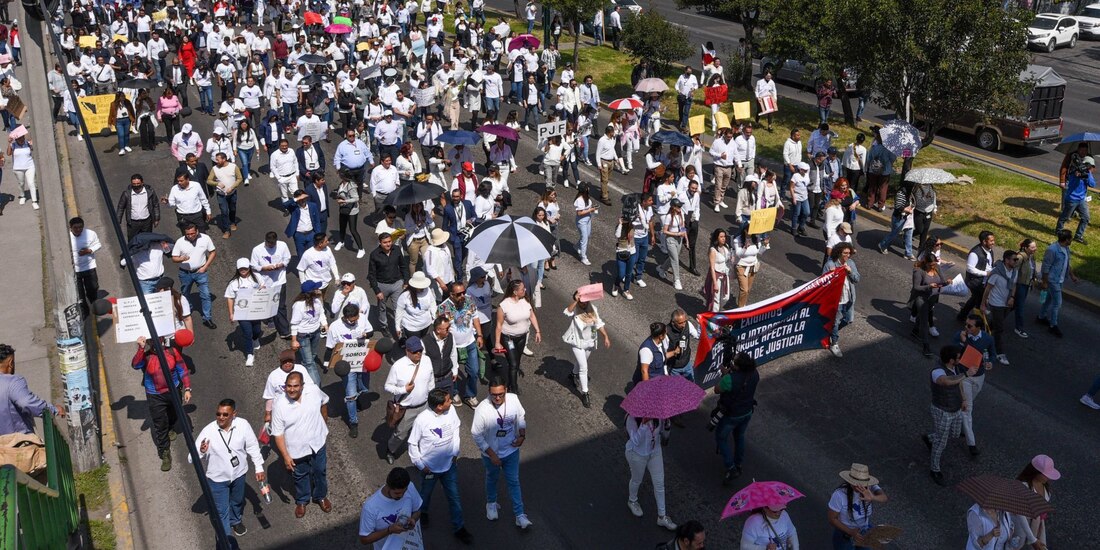 Distintas vialidades de la CDMX estarán cerradas por presencia de manifestantes.
