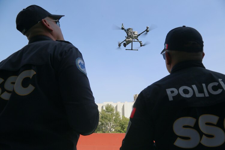 El Secretario de Seguridad Ciudadana, Pablo Vázquez, destaca la eficacia de los drones en la captura de información clave para investigaciones de delitos de alto impacto.