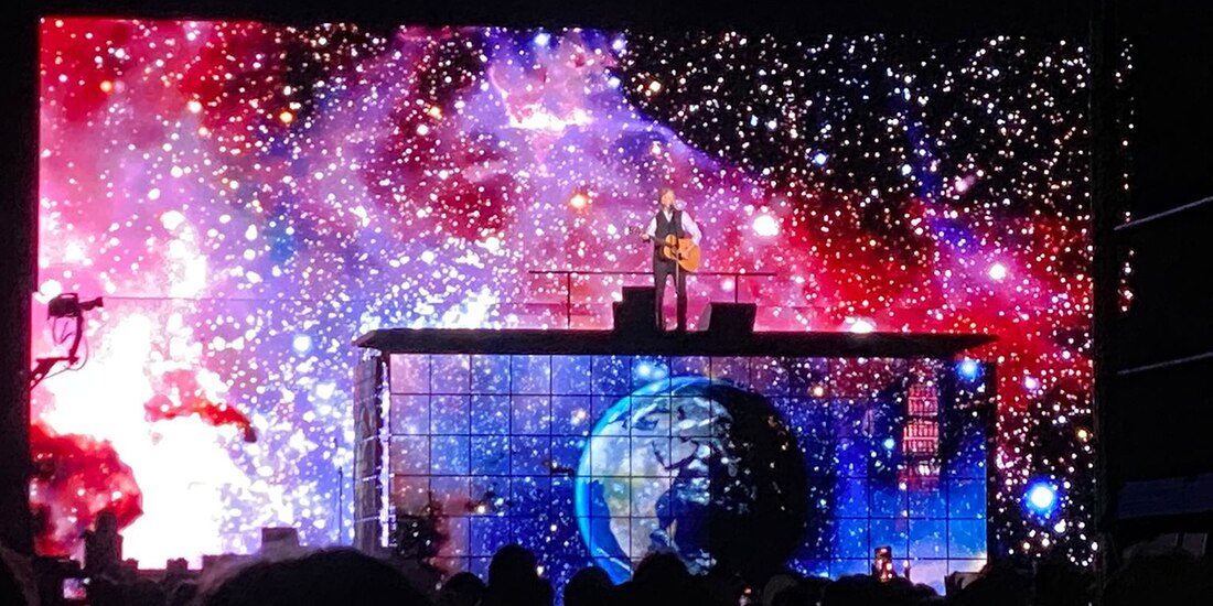 Paul McCartney durante su concierto en CDMX