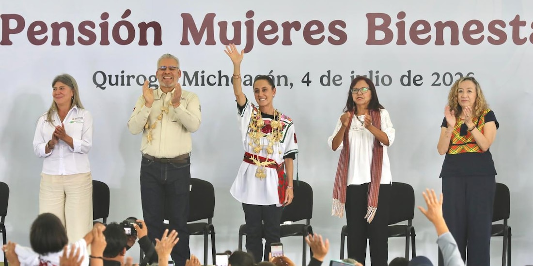 Al centro, la Presidenta Claudia Sheinbaum y el gobernador Alfredo Ramírez Bedolla.