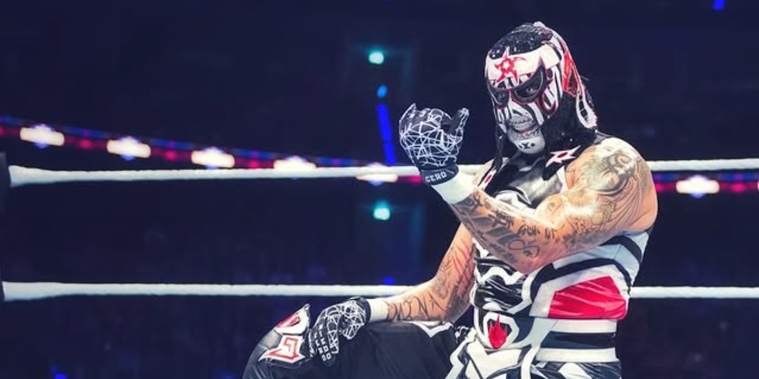 Penta Zero Miedo en una lucha de WWE