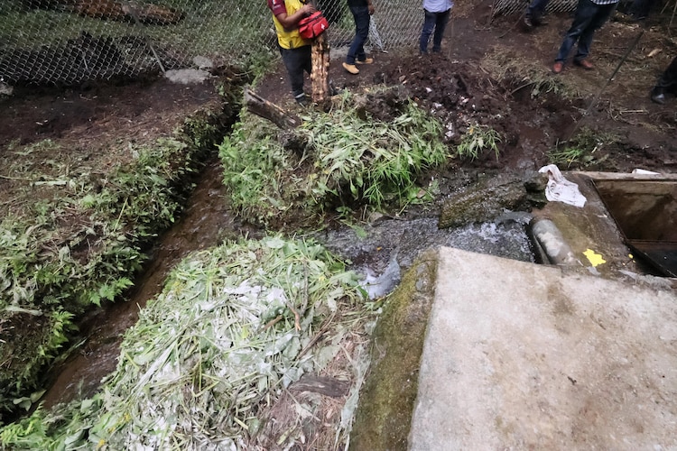 Obras contemplan desazolve y construcción de colectores sanitarios.