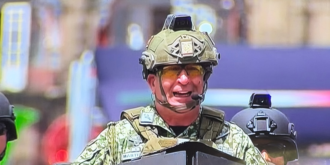 Enrique Martínez Lópe, mando castrense.