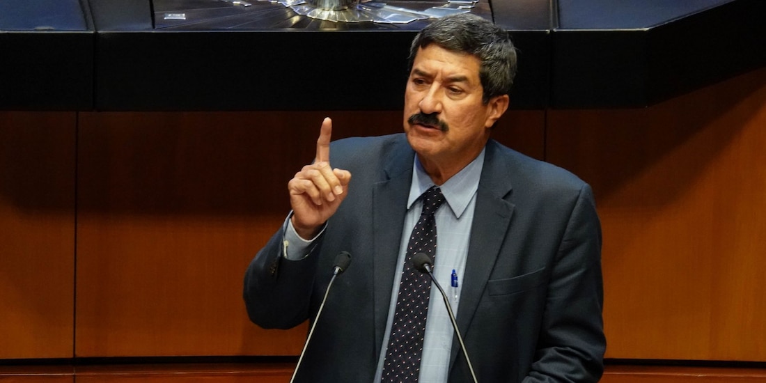 El morenista Javier Corral Jurado durante una sesión en el Pleno del Senado.