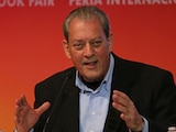 Paul Auster durante una conferencia en la 31 de la Feria Internacional del Libro de Guadalajara en 2017.