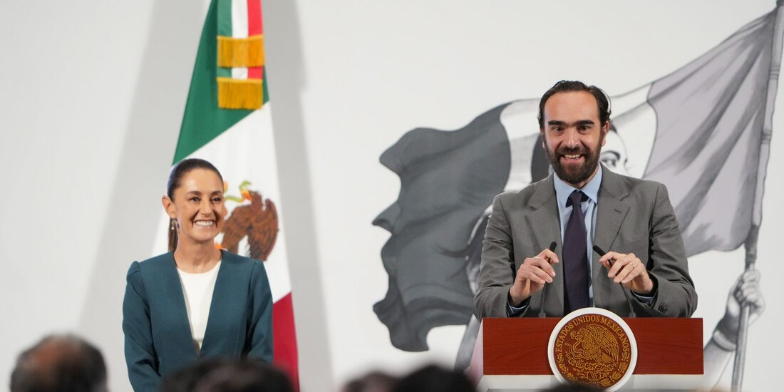 El director general de la Agencia Reguladora de Transporte Ferroviario, Andrés Lajous Loaeza, estuvo este día en la Mañanera del Pueblo.
