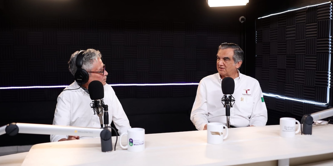 Gobernador Américo Villarreal durante el programa "Diálogos con Américo".