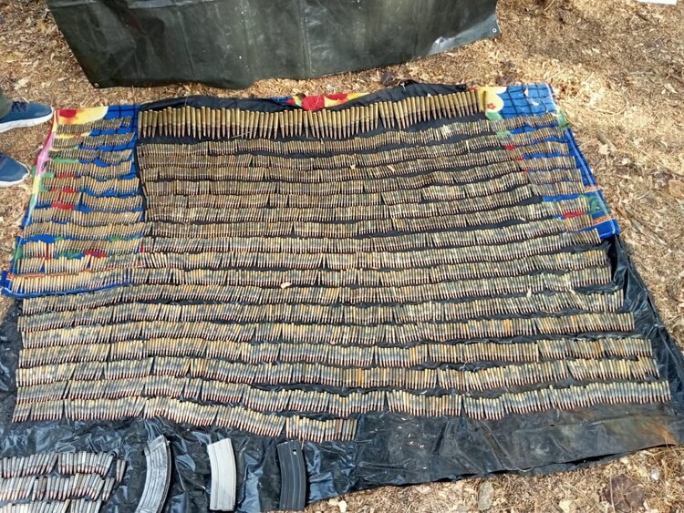 Material incautado por las autoridades.