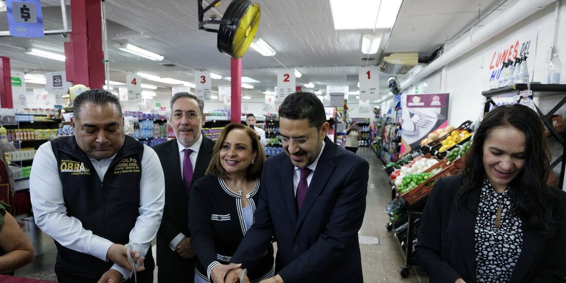 Momento de la reapertura.