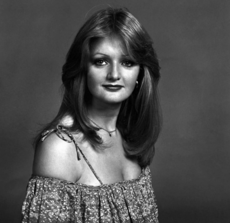 Bonnie Tyler en 1977, en el lanzamiento de 'My! My! Honeycomb'