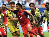 JUGADORES africanos celebran uno de sus tantos, ayer, en Miami.