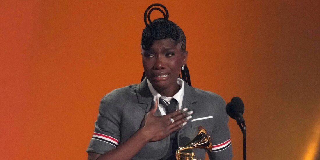 Doechii recibe el Grammy a Mejor Álbum de rap.