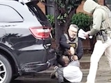 Un ciudadano de EU resultó herido en Chicago luego de que agentes de ICE lo confundieron con un fugitivo.