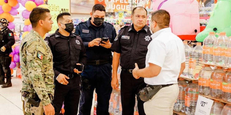 El subsecretario de Prevención y Operación Policial atiende personalmente el operativo.