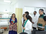 Clara Brugada, jefa de Gobierno, en el Hospital de Xoco.