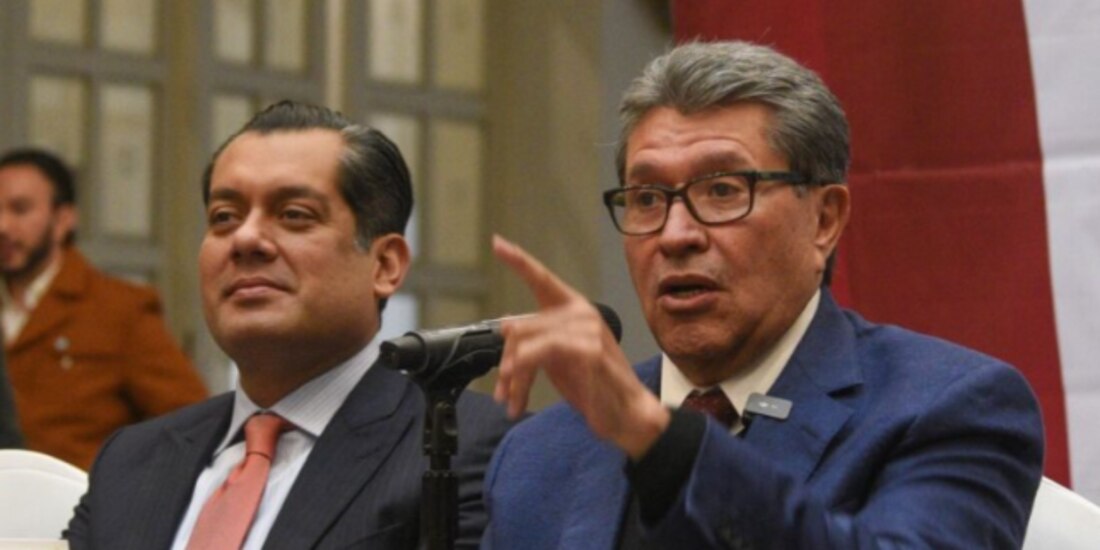 El Presidente de la Cámara de Diputados, Sergio Gutiérrez (izq.) y el presidente de la Jucopo, Ricardo Monreal, en reunión plenaria del 20 de enero del 2025.