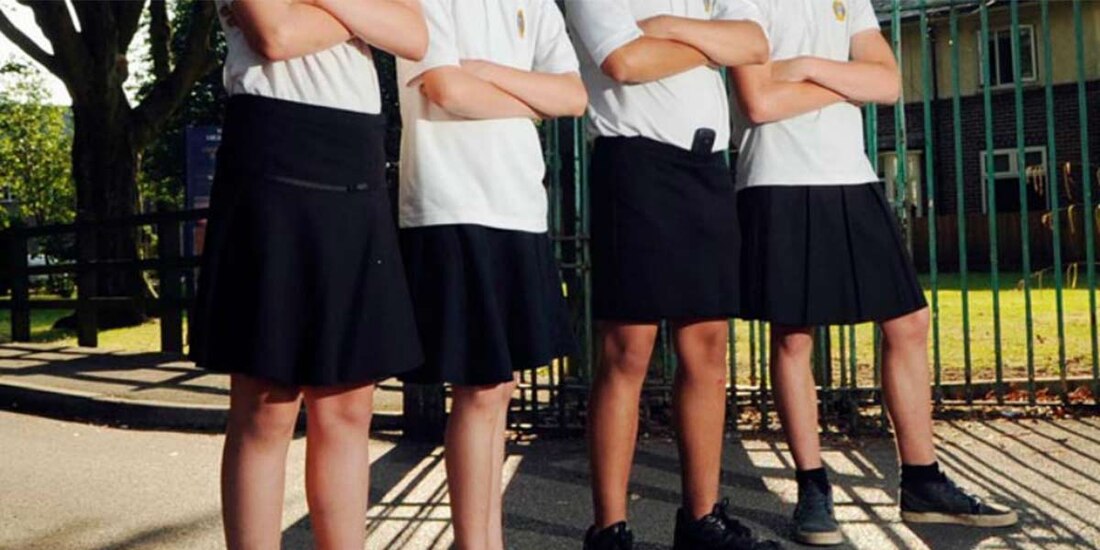 También los niños podrán decidir entre utilizar falda o pantalón en la escuela.