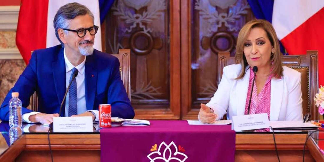 Lorena Cuéllar se reúne con Jean–Pierre Asvazadourian, embajador de Francia en México.