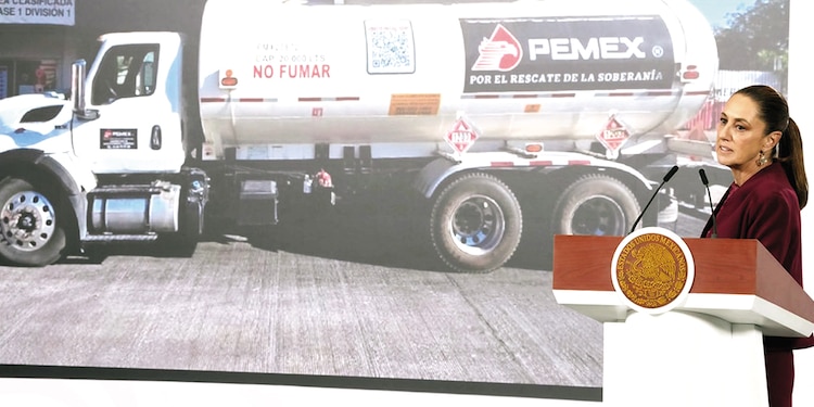 La mandataria Claudia Sheinbaum, ayer en conferencia.