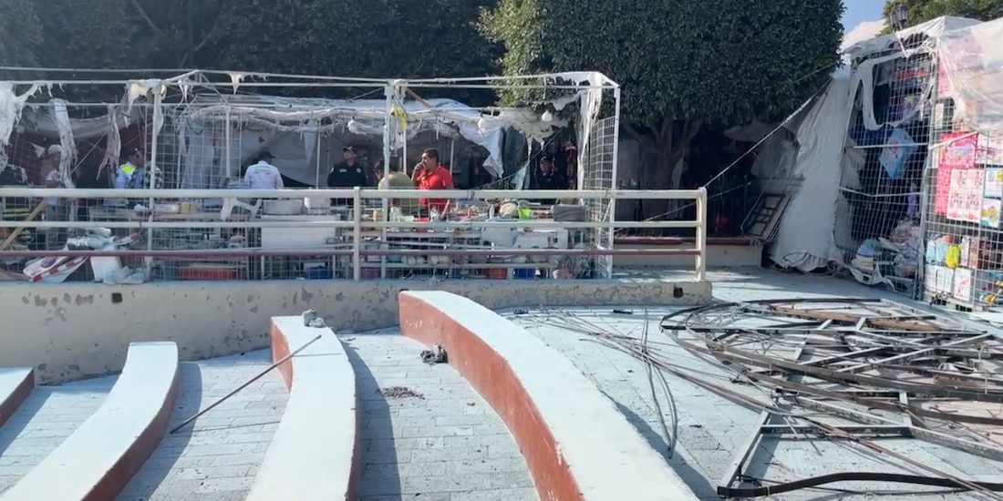 Explosión en puesto de comida en bazar navideño de Teoloyucan deja dos mujeres muertas.