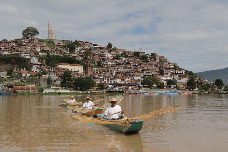 Durante el 2023 Michoacán proyecta cerrar con una afluencia de 9 millones 996 mil turistas nacionales y extranjeros