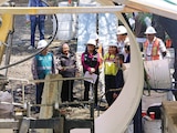 Clara Brugada supervisa los trabajos hidráulicos en Zaragoza, ayer.