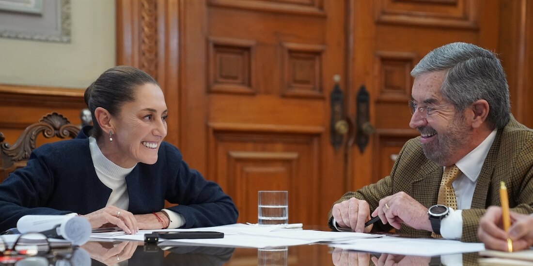 La Presidenta Claudia Sheinbaum y el canciller Juan Ramón de la Fuente, ayer.