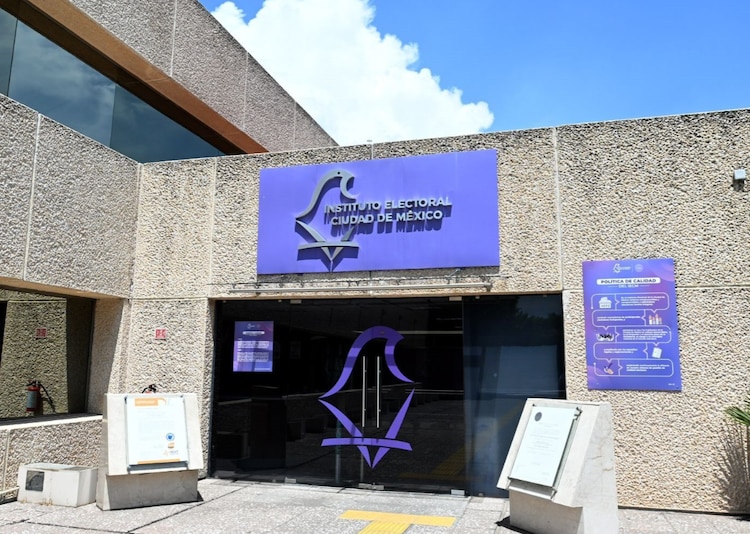 La entrada del IECM en una imagen ilustrativa.
