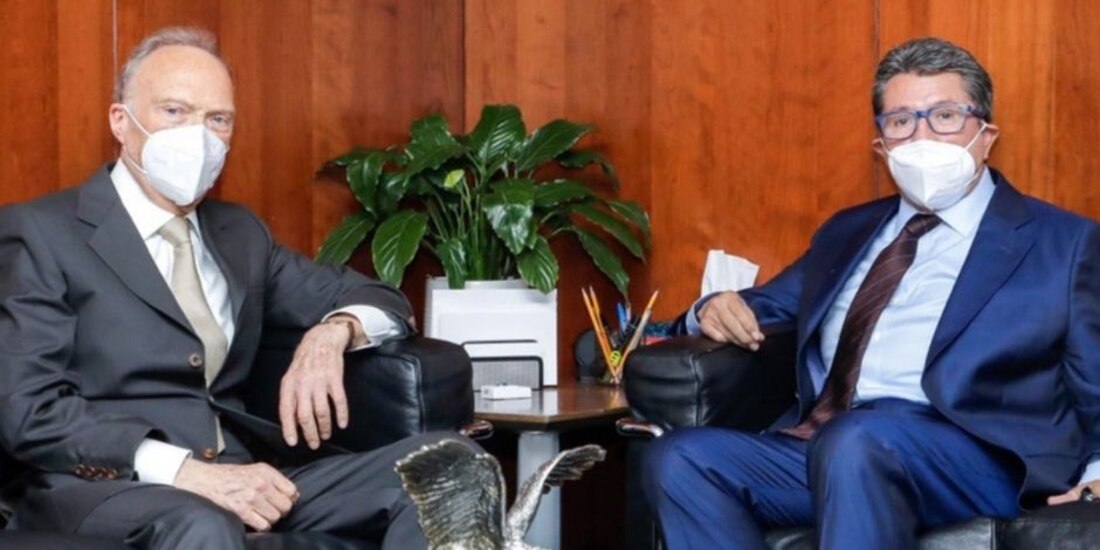 Gertz Manero y Ricardo Monreal en el Senado.