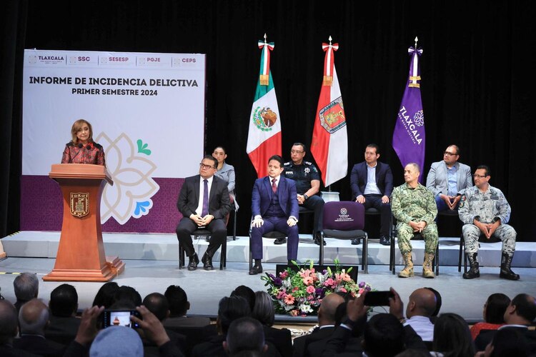 La gobernadora Lorena Cuéllar resaltó el trabajo diario en la mesa de Construcción de Paz y Seguridad.