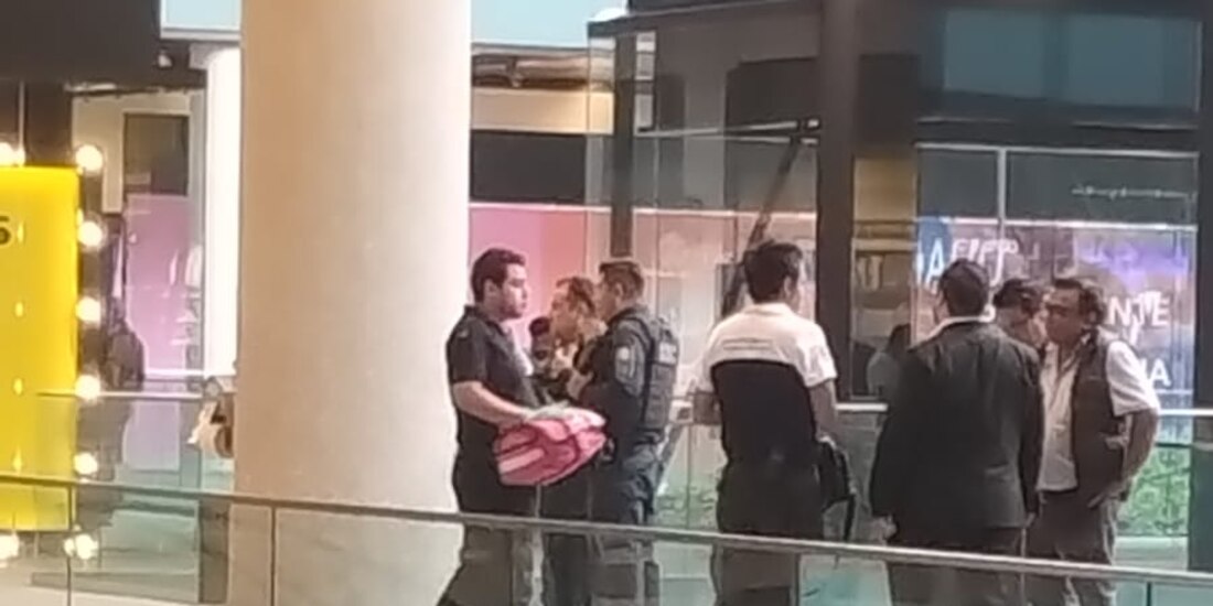Reportan intento de asalto en Plaza Parque Tepeyac.