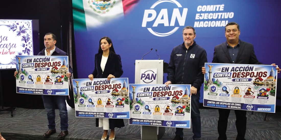 Luisa Gutiérrez y diputados del PAN, ayer, en su conferencia de prensa.