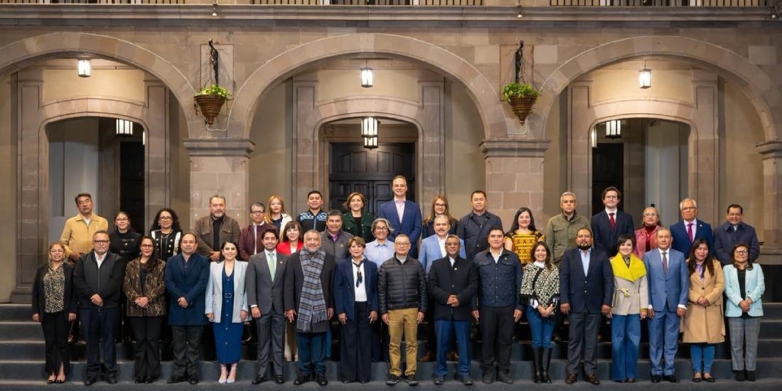 Delfina Gómez convoca a alcaldes y a diputados del Edomex; llama a la coordinación.
