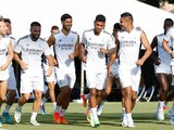 Jugadores del Real Madrid entrenan en la pretemporada del club en los Estados Unidos.