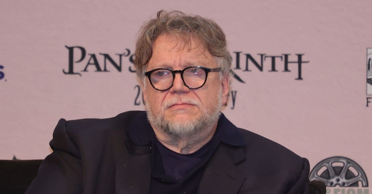 Guillermo del Toro respalda a denunciantes por agua sucia en Guadalajara