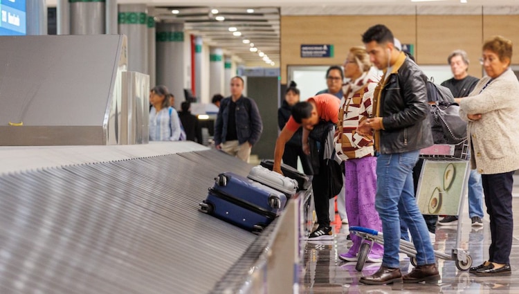Las operaciones de la terminal aérea se desarrollan en las instalaciones ubicadas en la zona de Santa Lucía.