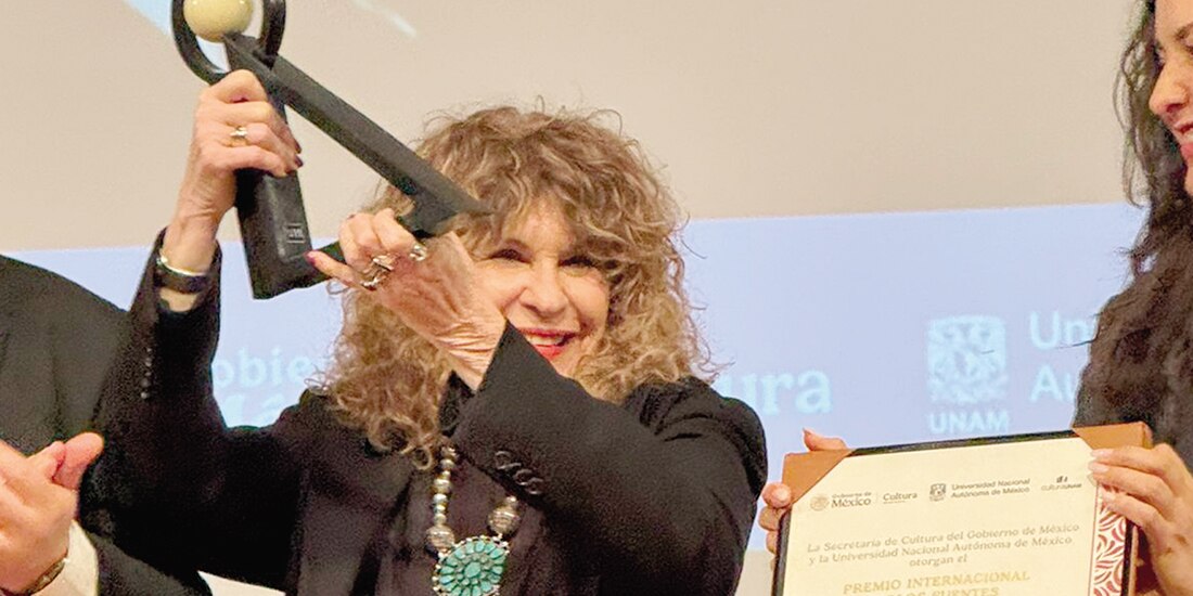 En 2023, la dictadura de Daniel Ortega despojó a Belli de su nacionalidad y de sus bienes.