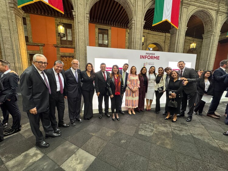 El gobernador Ricardo Gallardo Cardona, durante el primer informe de la presidenta Claudia Sheinbaum en Palacio Nacional.