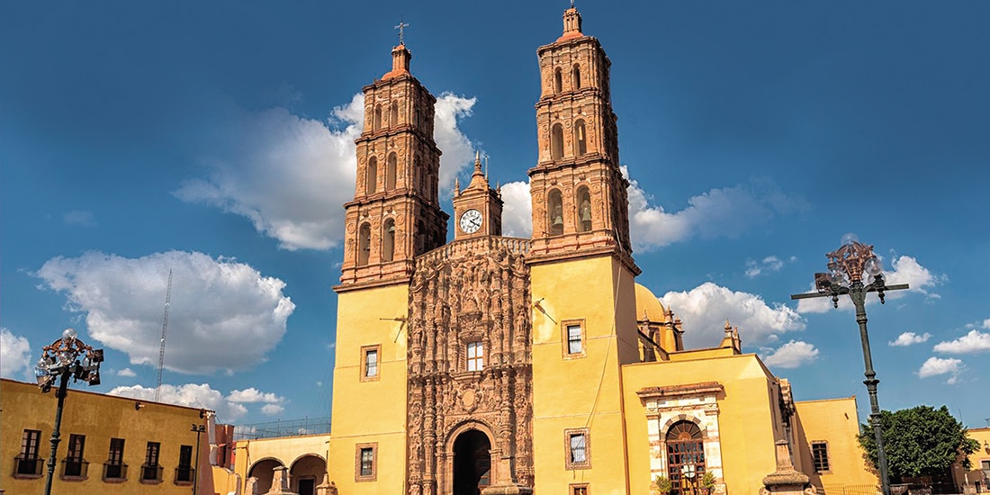 Parroquia de Nuestra Señora de los Dolores.