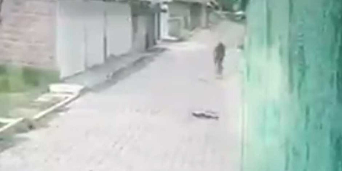 Ciclista muere en Tlaxcala tras atorarse en un hoyo