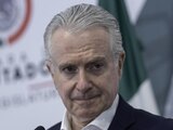 Denuncian a Santiago Creel por usar su cargo para posicionarse en proceso del Frente Amplio por México.